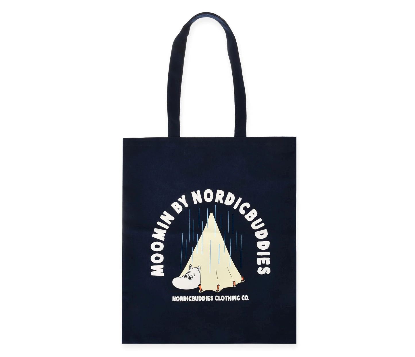 Tumman sininen eettisesti uusiutuvalla energialla tuotettu Muumipeikko retkeilee - Moomin by Nordicbuddies kangaskassi, joka on kestävää puuvillaa.
