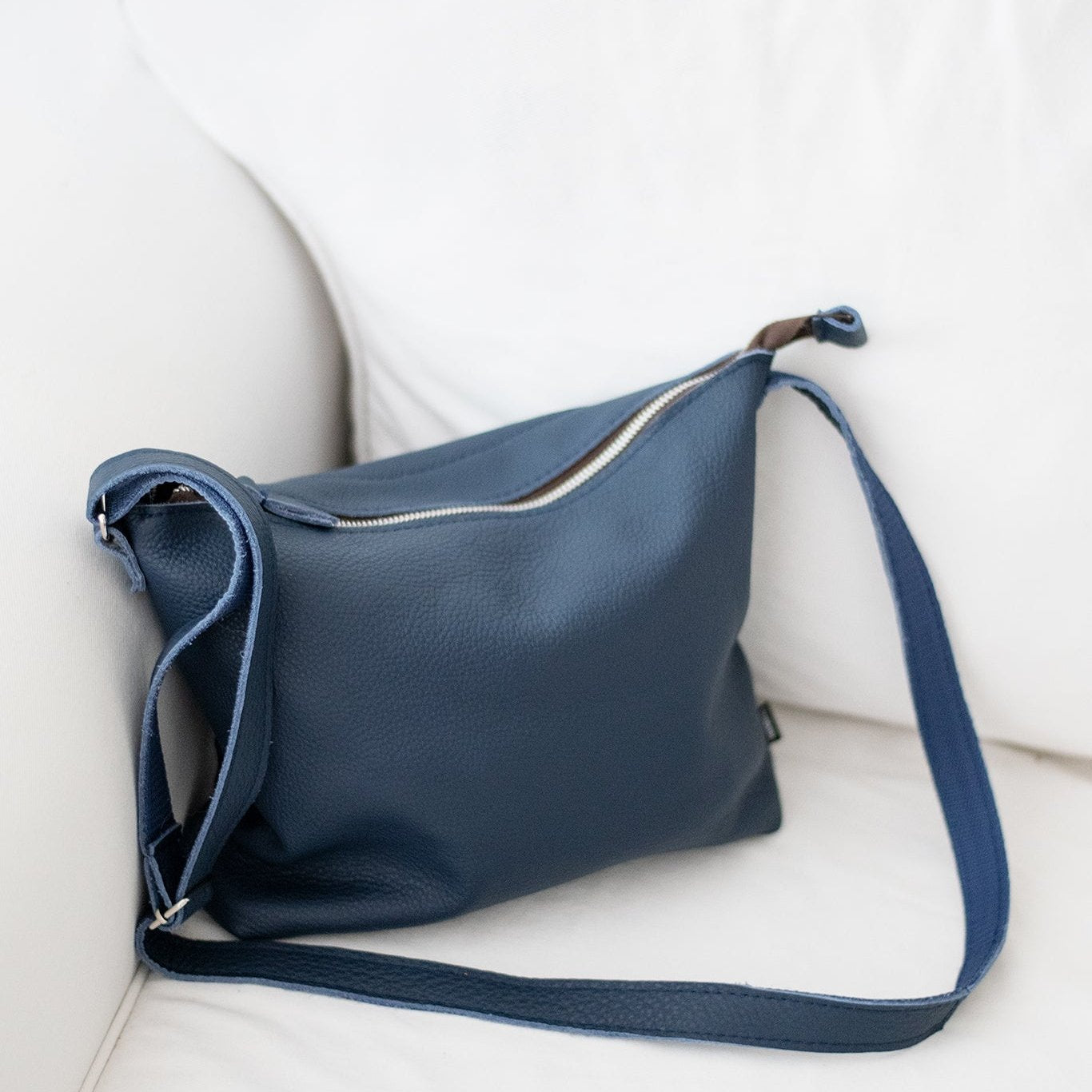Anet L shoulder bag - Dark Blue