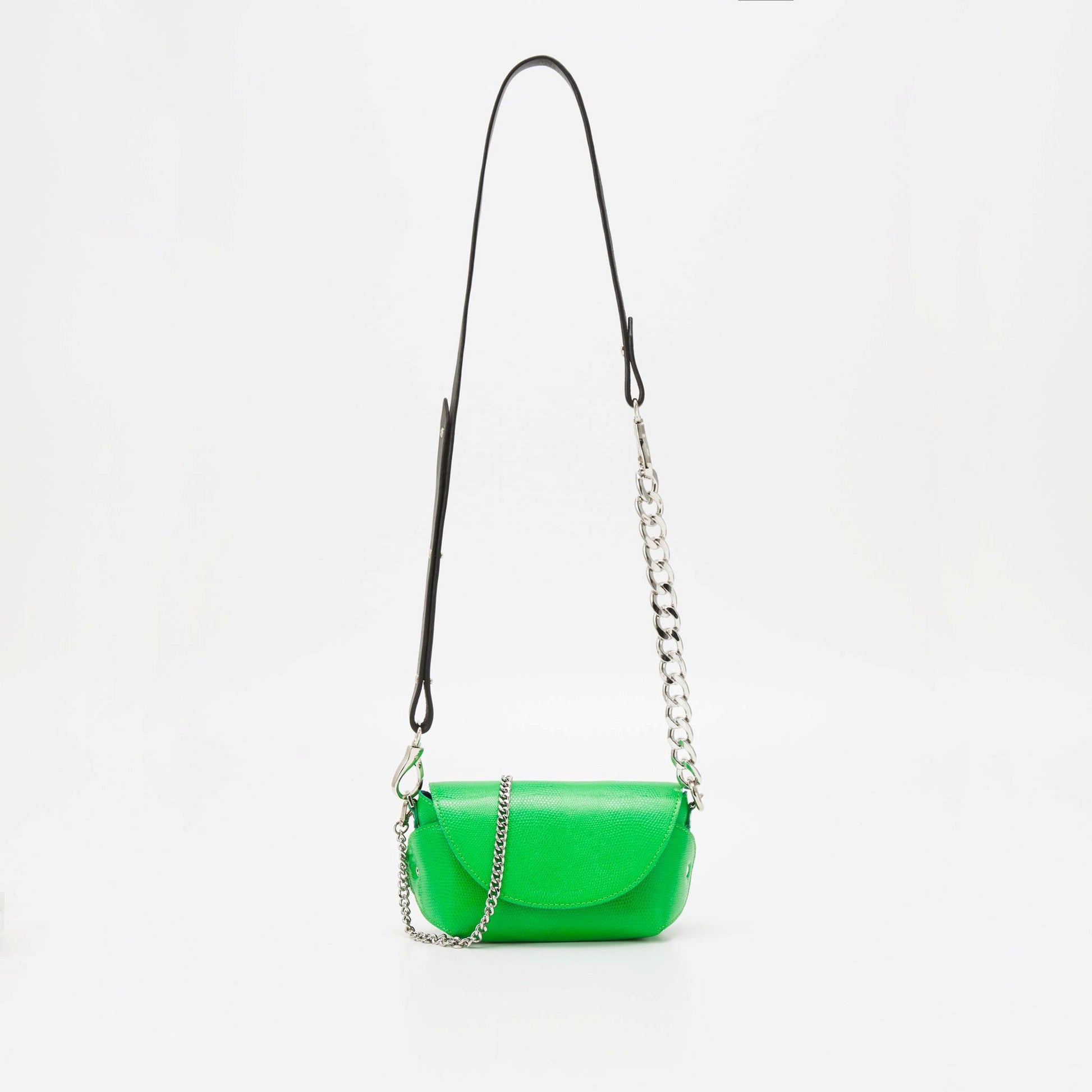 Daz Studion neon vihreä crossbody-olkalaukku, joka on valmistettu laadukkaasta italialaisesta nahasta.