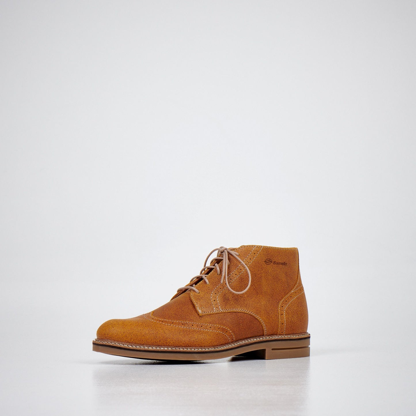 Vaaleanruskeat Samelin Ankle Boots nilkkurit, jotka on valmistettu luonnonnahasta.
