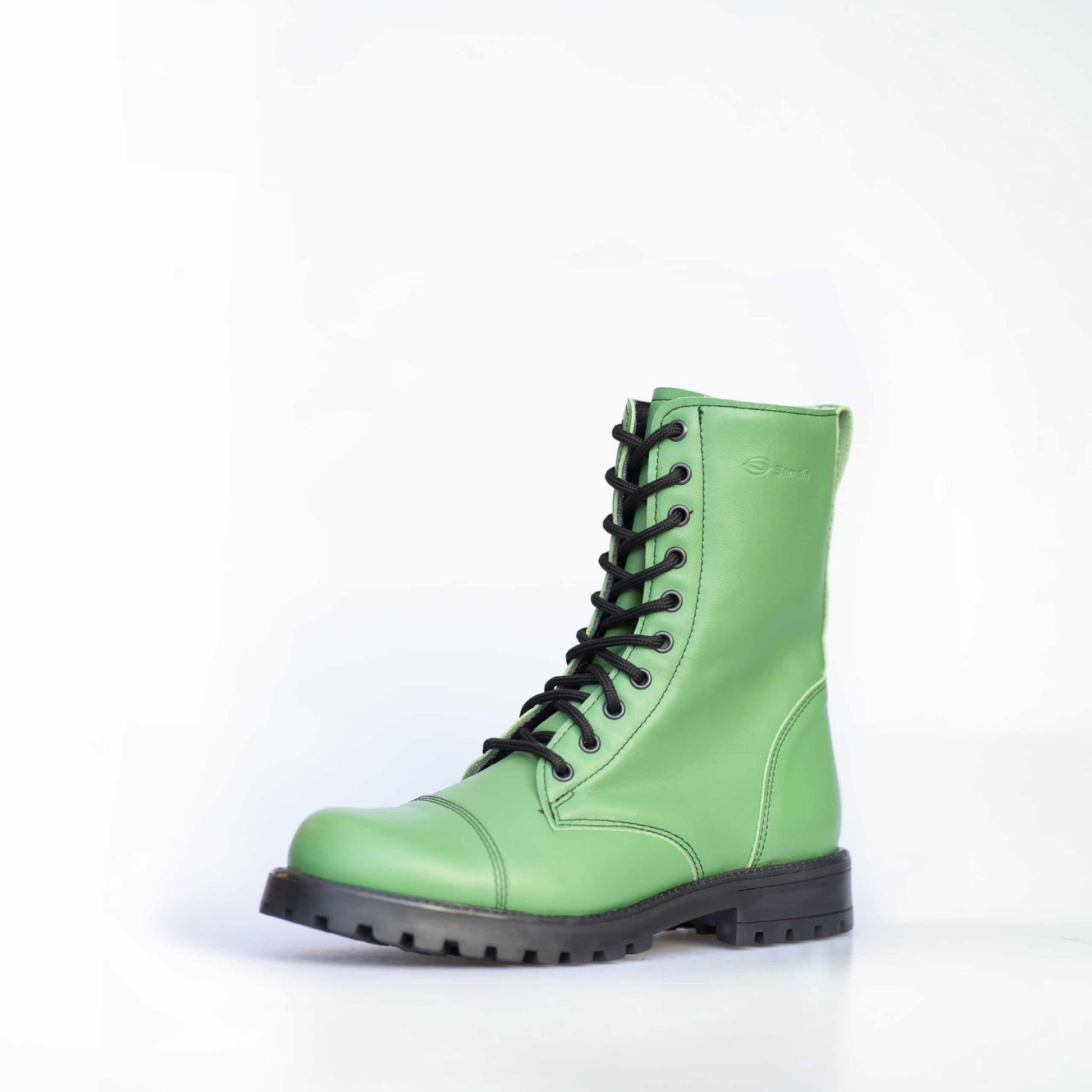 Vihreät Samelin unisex nahkamaiharit, jotka ovat vettä hylkivää aitoa nahkaa.